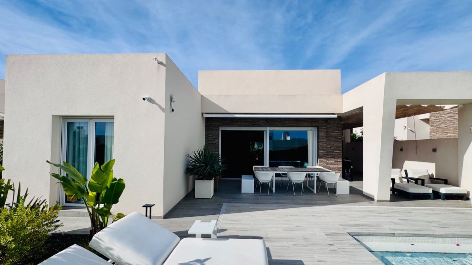 2 soverom Villa til salgs i Algorfa med svømmebasseng - € 540 000 (Ref: 9954543)