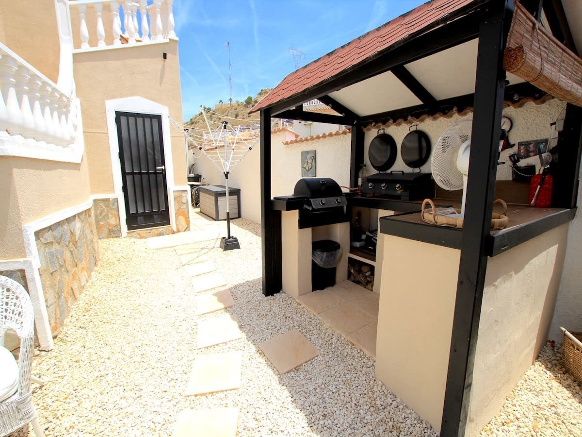 3 slaapkamer Villa te koop in Benimar met zwembad - € 384.900 (Ref: 9956343)