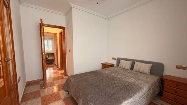 2 soverom Leilighet til salgs i Villamartin, Orihuela med svømmebasseng - € 145 000 (Ref: 9961192)