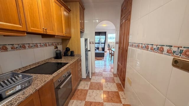 2 soverom Leilighet til salgs i Villamartin, Orihuela med svømmebasseng - € 145 000 (Ref: 9961192)