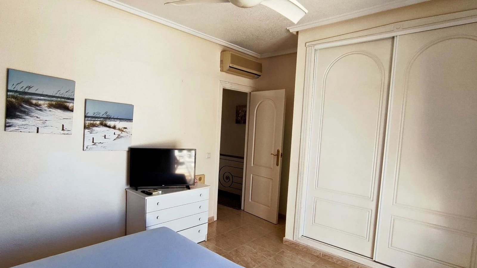 2 soverom Hus til salgs i Ciudad Quesada med svømmebasseng - € 237 500 (Ref: 9961529)