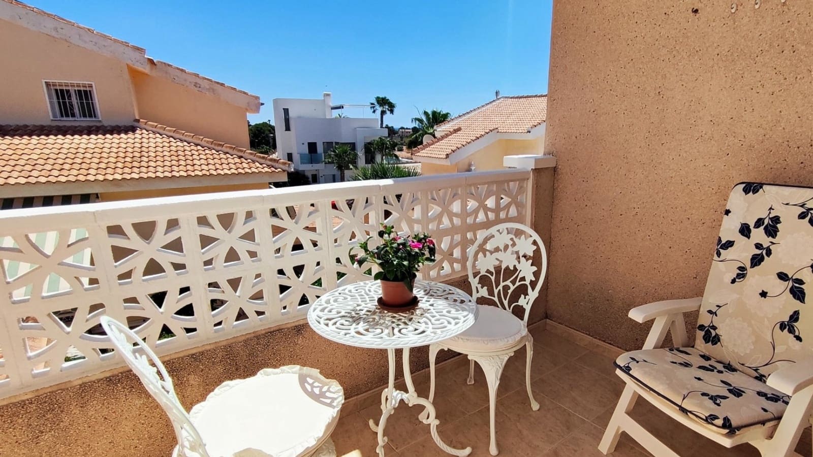 2 soverom Hus til salgs i Ciudad Quesada med svømmebasseng - € 237 500 (Ref: 9961529)