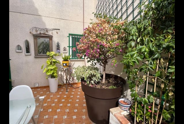 2 soverom Kjedet enebolig til salgs i Ciudad Quesada, Rojales med svømmebasseng - € 220 000 (Ref: 9968856)