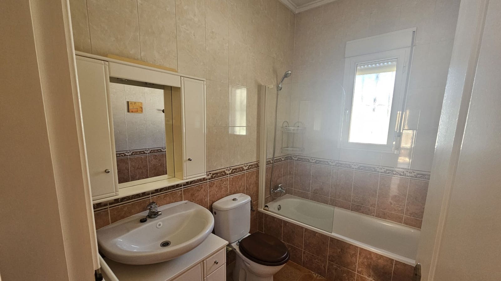 2 sovrum Villa till salu i Ciudad Quesada med pool - 280 000 € (Ref: 9974000)
