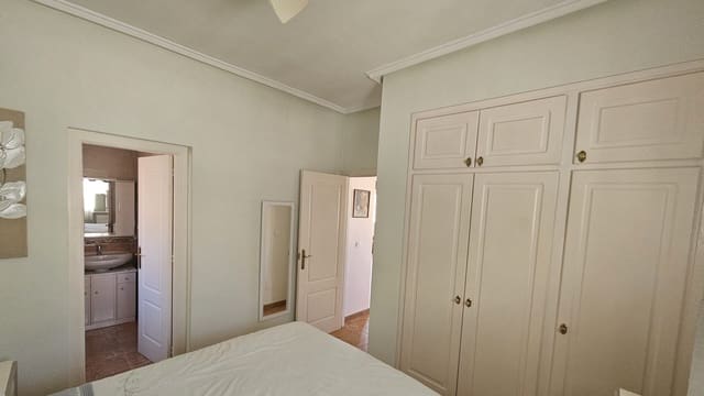 2 sypialnia Willa na sprzedaż w Ciudad Quesada, Rojales z basenem - 280 000 € (Ref: 9974000)