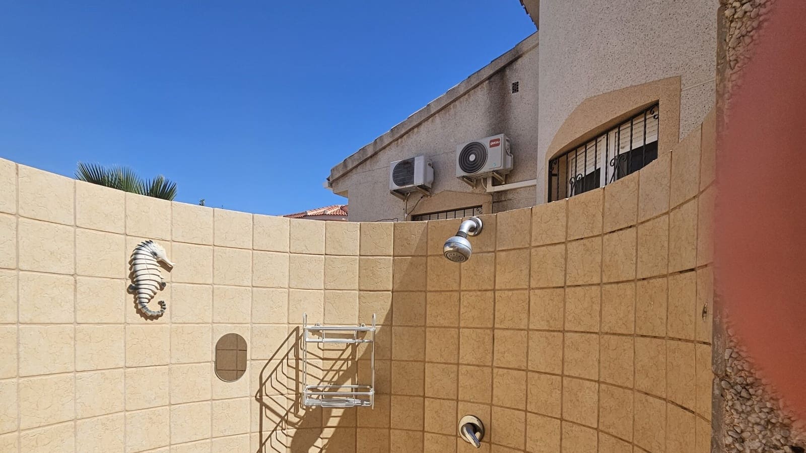 2 sovrum Villa till salu i Ciudad Quesada med pool - 280 000 € (Ref: 9974000)