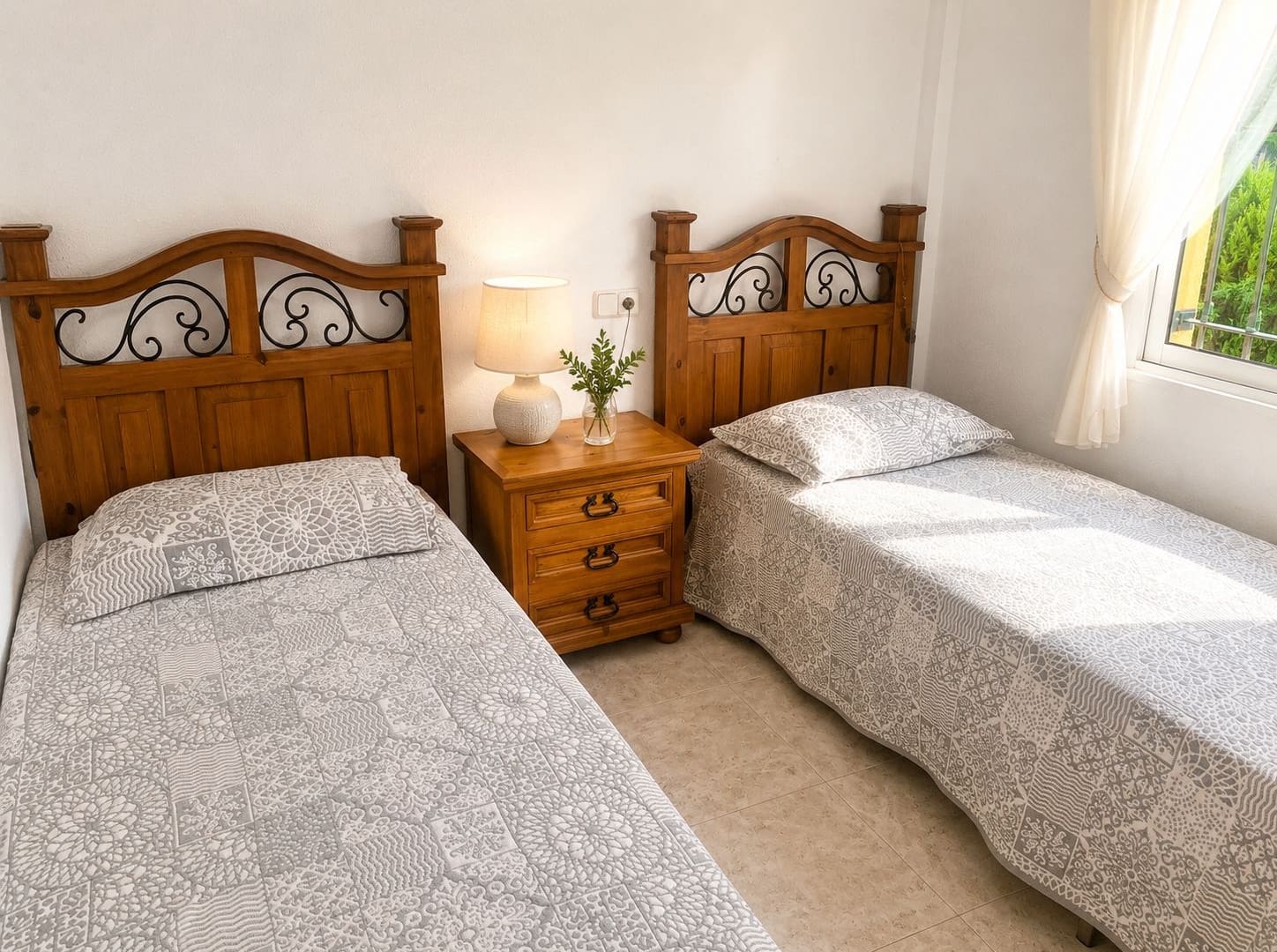 2 chambre Villa/Maison à vendre à Guardamar del Segura avec piscine - 239 999 € (Ref: 9974308)