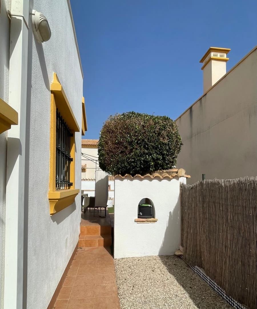 2 quarto Moradia para venda em Guardamar del Segura com piscina - 239 999 € (Ref: 9974308)