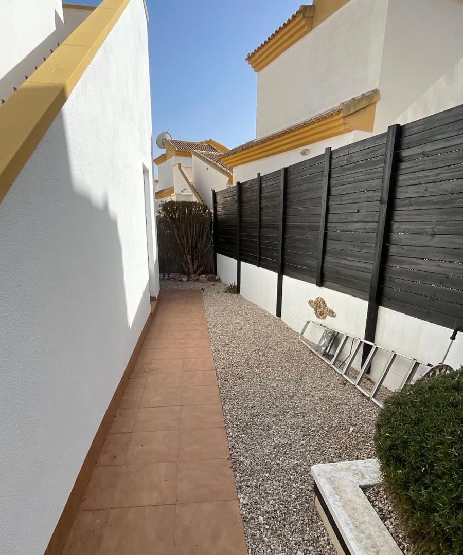 2 quarto Moradia para venda em Guardamar del Segura com piscina - 239 999 € (Ref: 9974308)