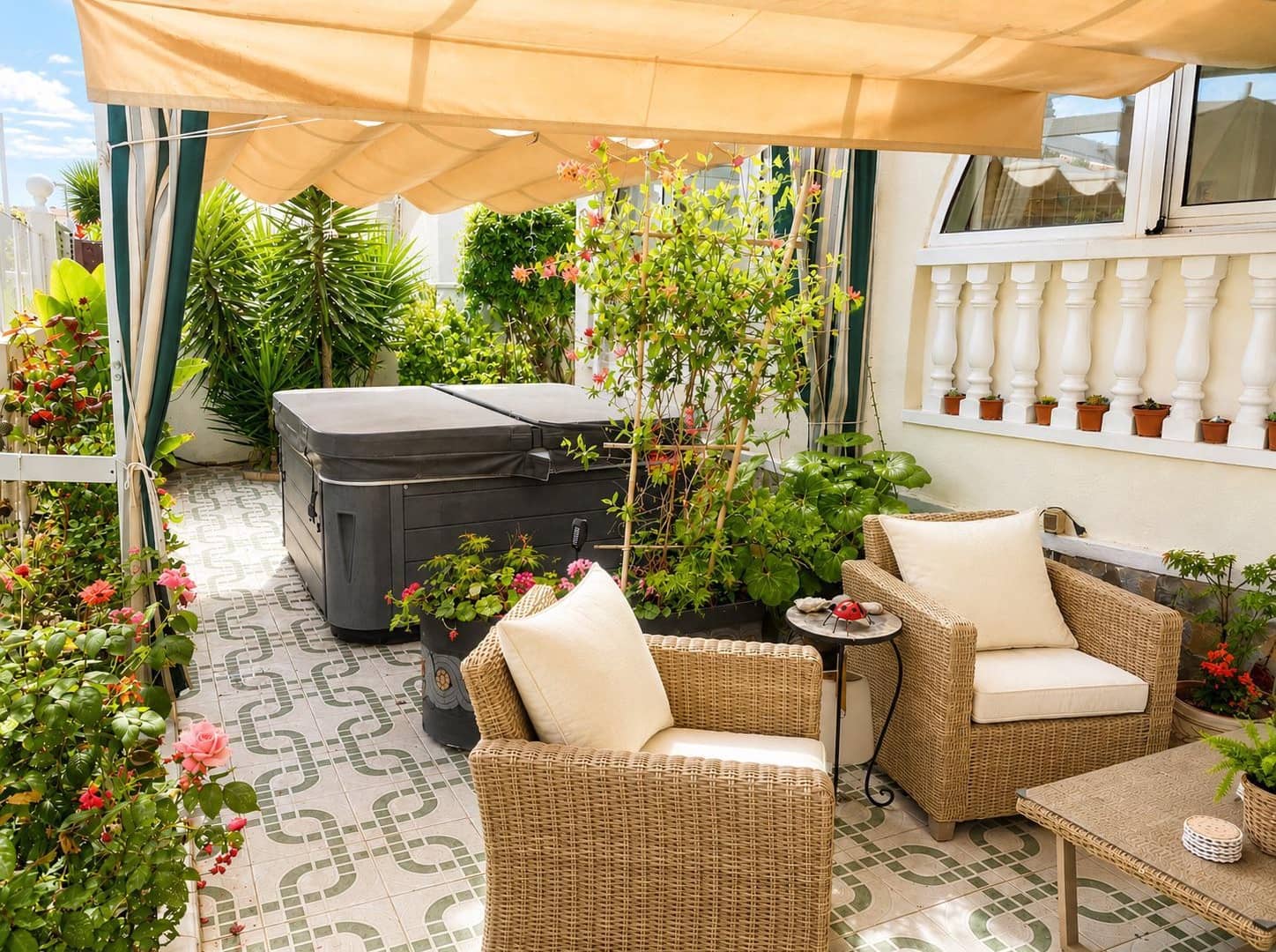 2 bedroom Villa for sale in Benijofar with pool garage - € 290,000 (Ref: 9975673)