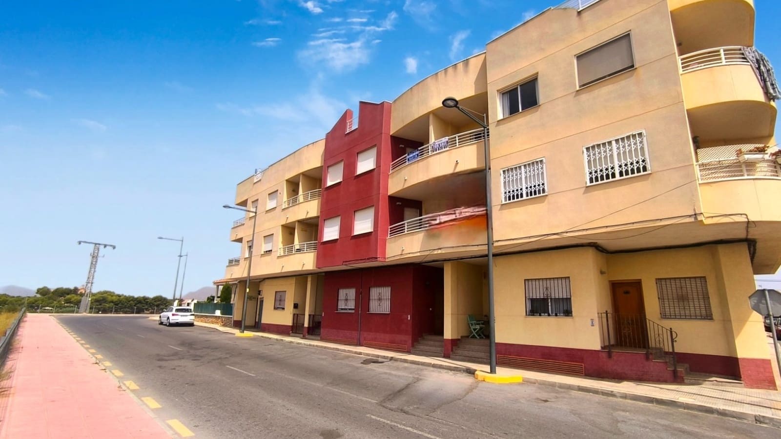 2 bedroom Apartment for sale in Algorfa with pool - € 129,950 (Ref: 9975972)