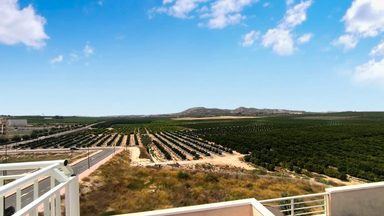 2 bedroom Apartment for sale in Algorfa with pool - € 129,950 (Ref: 9975972)