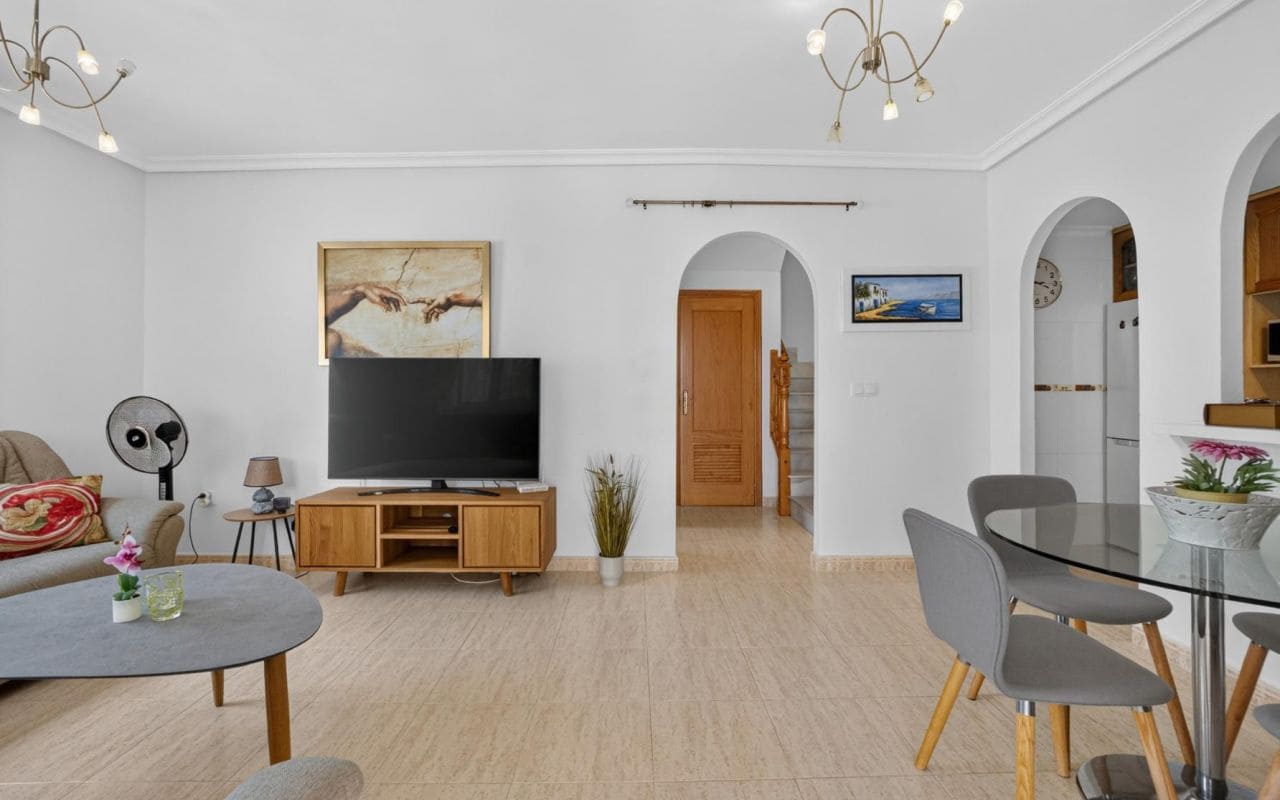 3 bedroom Terraced Villa for sale in Playa Flamenca with pool - € 315,000 (Ref: 9976155)