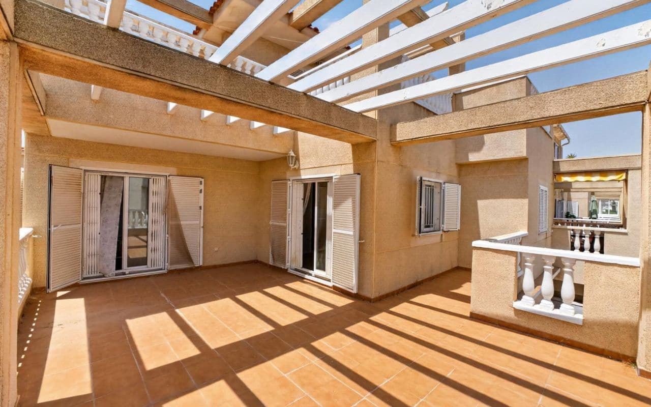 3 bedroom Terraced Villa for sale in Playa Flamenca with pool - € 315,000 (Ref: 9976155)