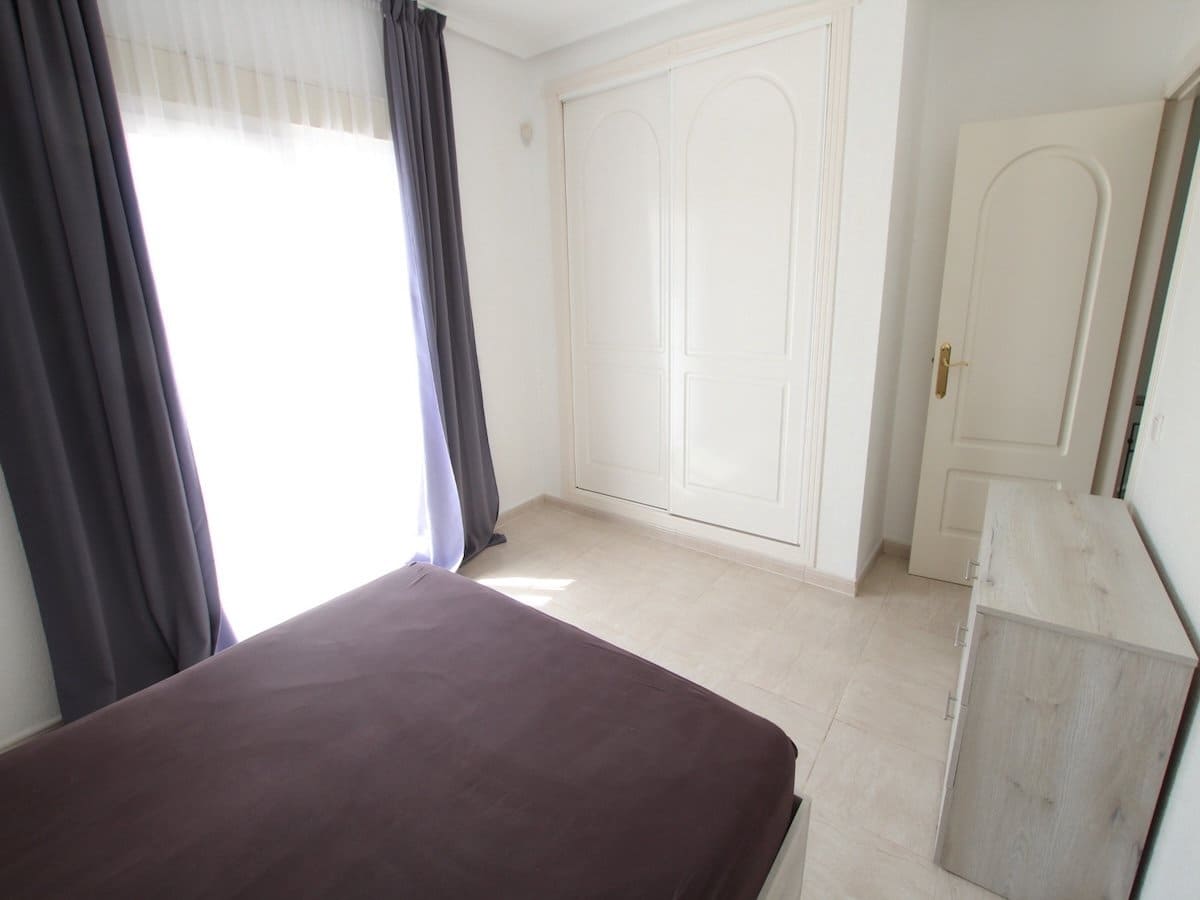 2 bedroom Townhouse for sale in Benijofar with pool - € 185,000 (Ref: 9977655)