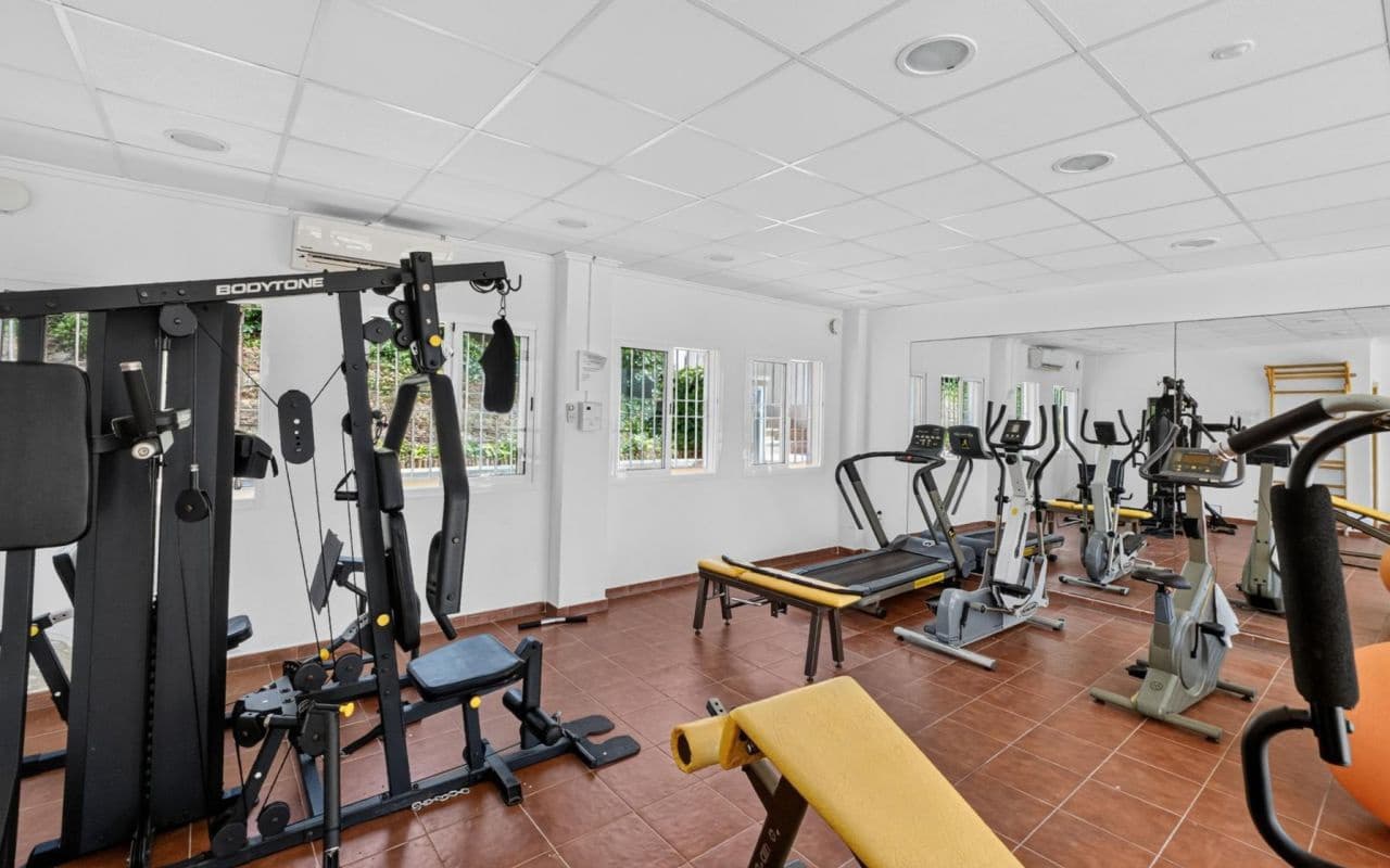 3 soveværelse Byhus til salg i Playa Flamenca med swimmingpool - € 399.000 (Ref: 9977763)