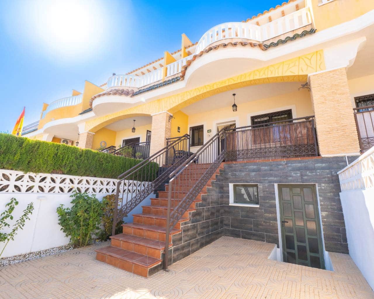 3 chambre Maison de Ville à vendre à Ciudad Quesada avec piscine - 295 000 € (Ref: 9981558)