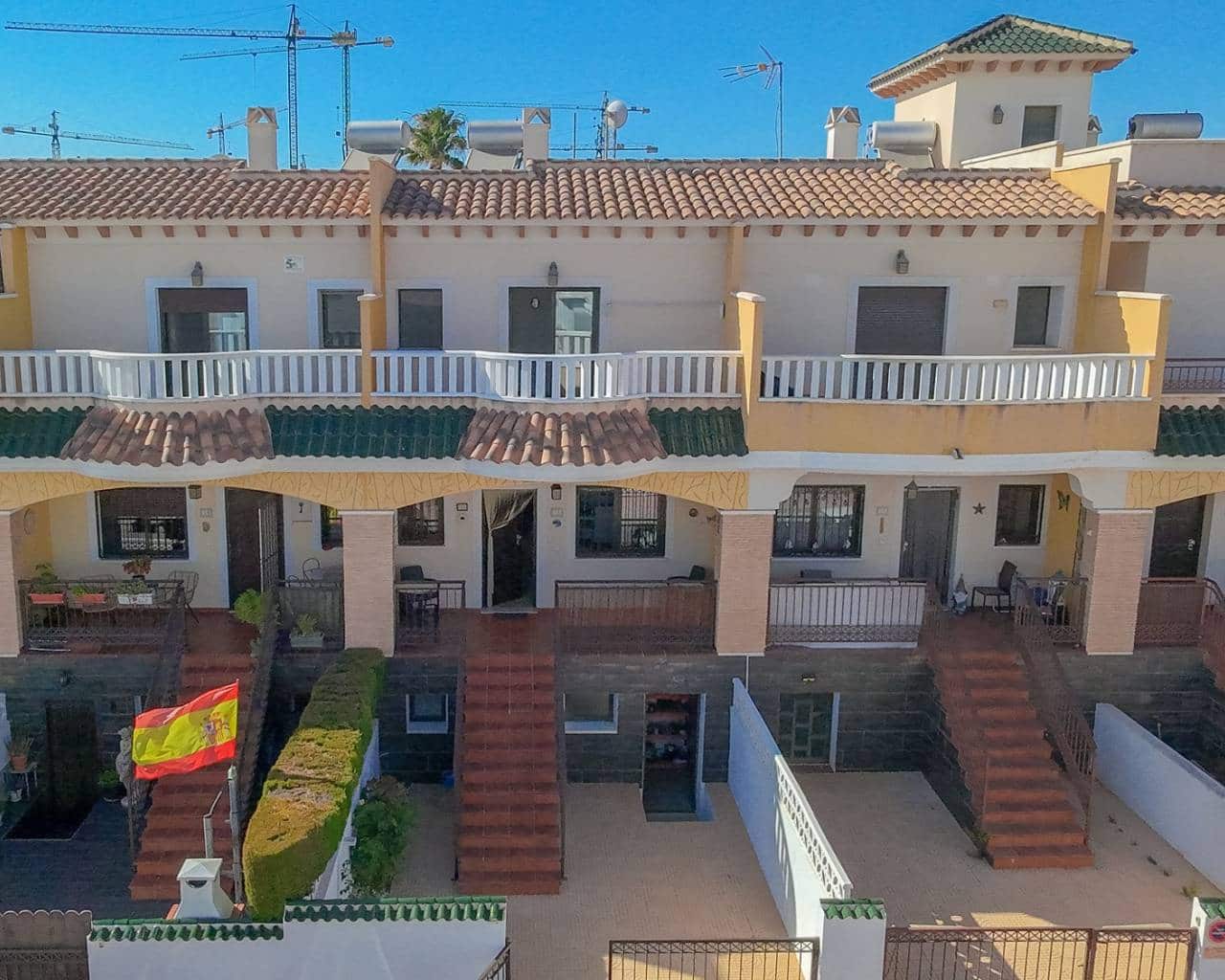 3 chambre Maison de Ville à vendre à Ciudad Quesada avec piscine - 295 000 € (Ref: 9981558)