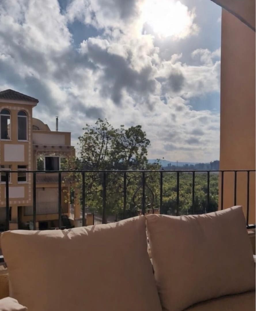 2 Zimmer Apartment zu verkaufen in Daya Nueva mit Pool - 130.000 € (Ref: 9983250)