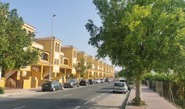 2 slaapkamer Appartement te koop in Daya Nueva met zwembad - € 130.000 (Ref: 9983250)
