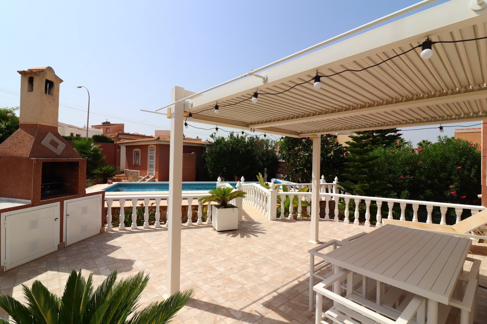 3 Zimmer Villa zu verkaufen in Ciudad Quesada mit Pool Garage - 394.950 € (Ref: 9983762)