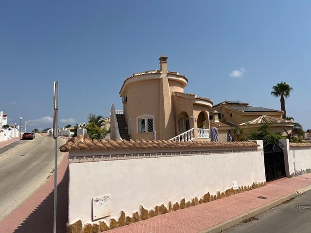 2 soveværelse Villa til salg i Ciudad Quesada, Rojales med swimmingpool - € 289.000 (Ref: 9985326)