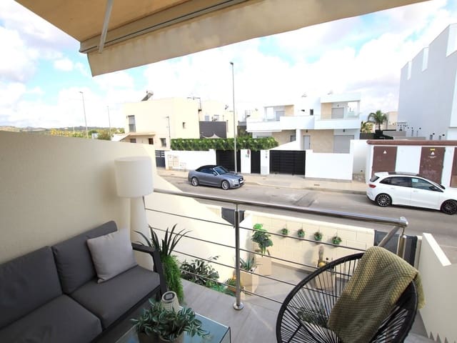 Casa de 3 habitaciones en Benijófar en venta con piscina - 325.000 € (Ref: 9985684)