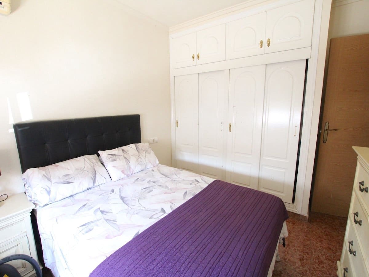 4 slaapkamer Villa te koop in Benijofar met zwembad - € 369.950 (Ref: 9985686)