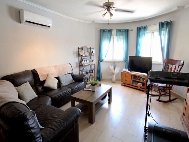 4 slaapkamer Villa te koop in Benijófar met zwembad - € 369.950 (Ref: 9985686)