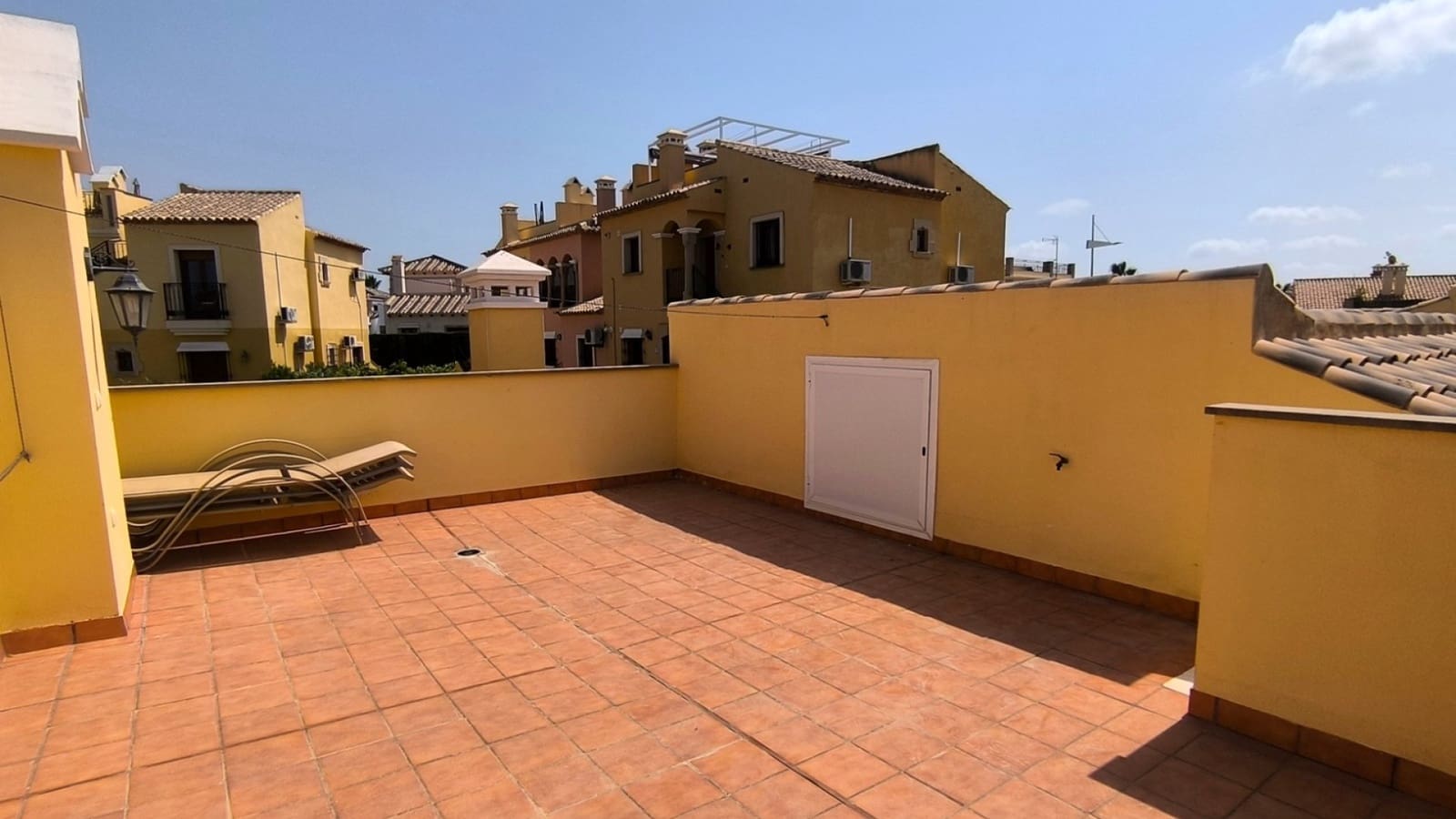 Apartamento de 2 habitaciones en Algorfa en venta con piscina - 189.950 € (Ref: 9987337)