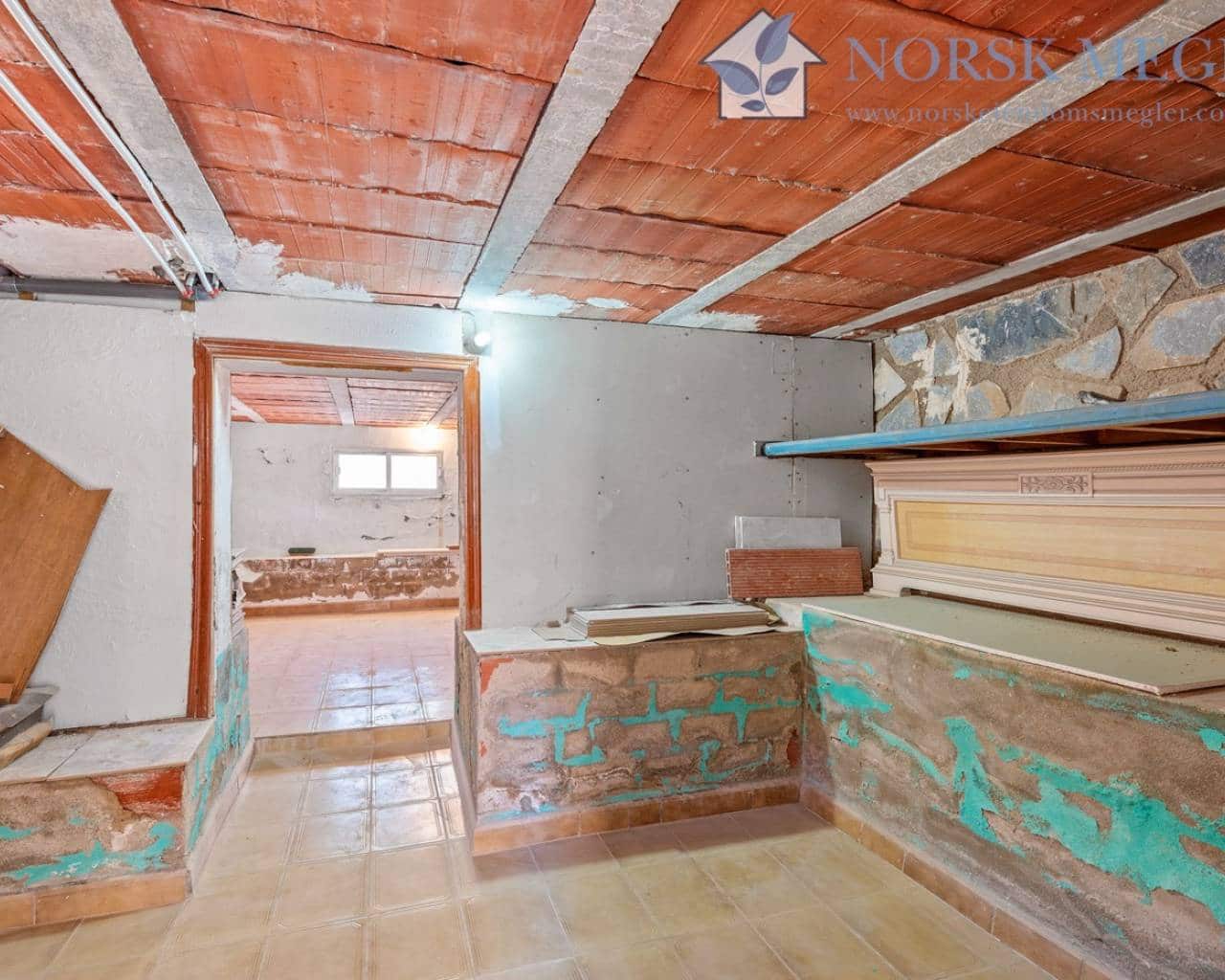 3 slaapkamer Villa te koop in Ciudad Quesada met zwembad garage - € 559.000 (Ref: 9991825)