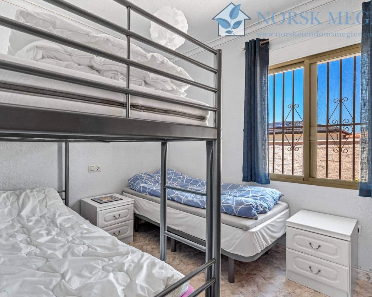 3 slaapkamer Villa te koop in Ciudad Quesada met zwembad garage - € 559.000 (Ref: 9991825)