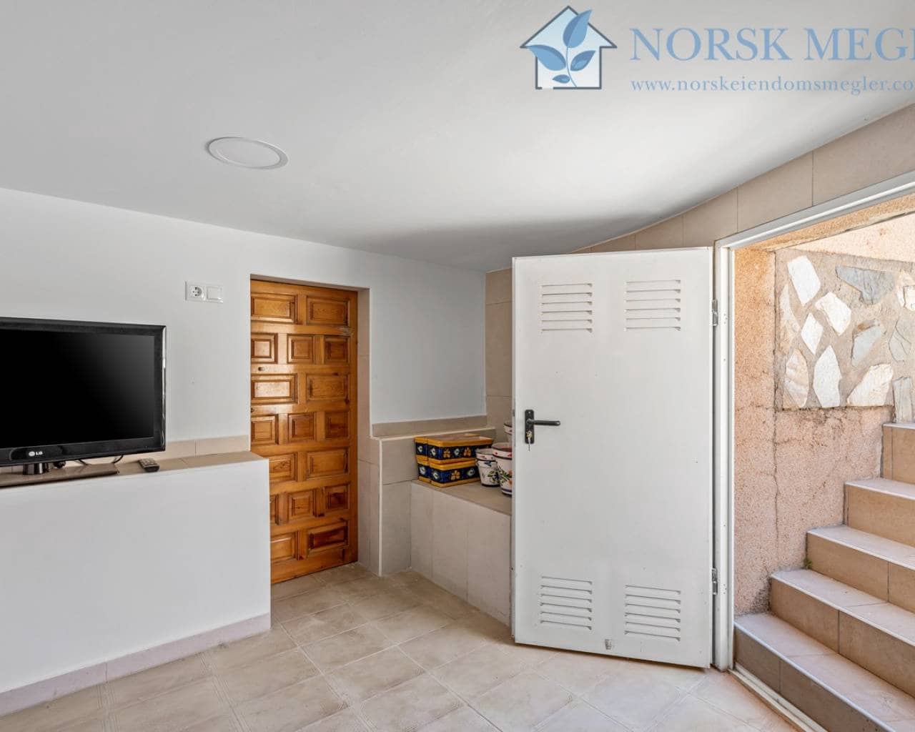 3 slaapkamer Villa te koop in Ciudad Quesada met zwembad garage - € 559.000 (Ref: 9991825)