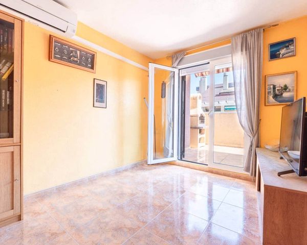 2 sypialnia Apartament na sprzedaż w Torrevieja z basenem garażem - 135 000 € (Ref: 9991826)