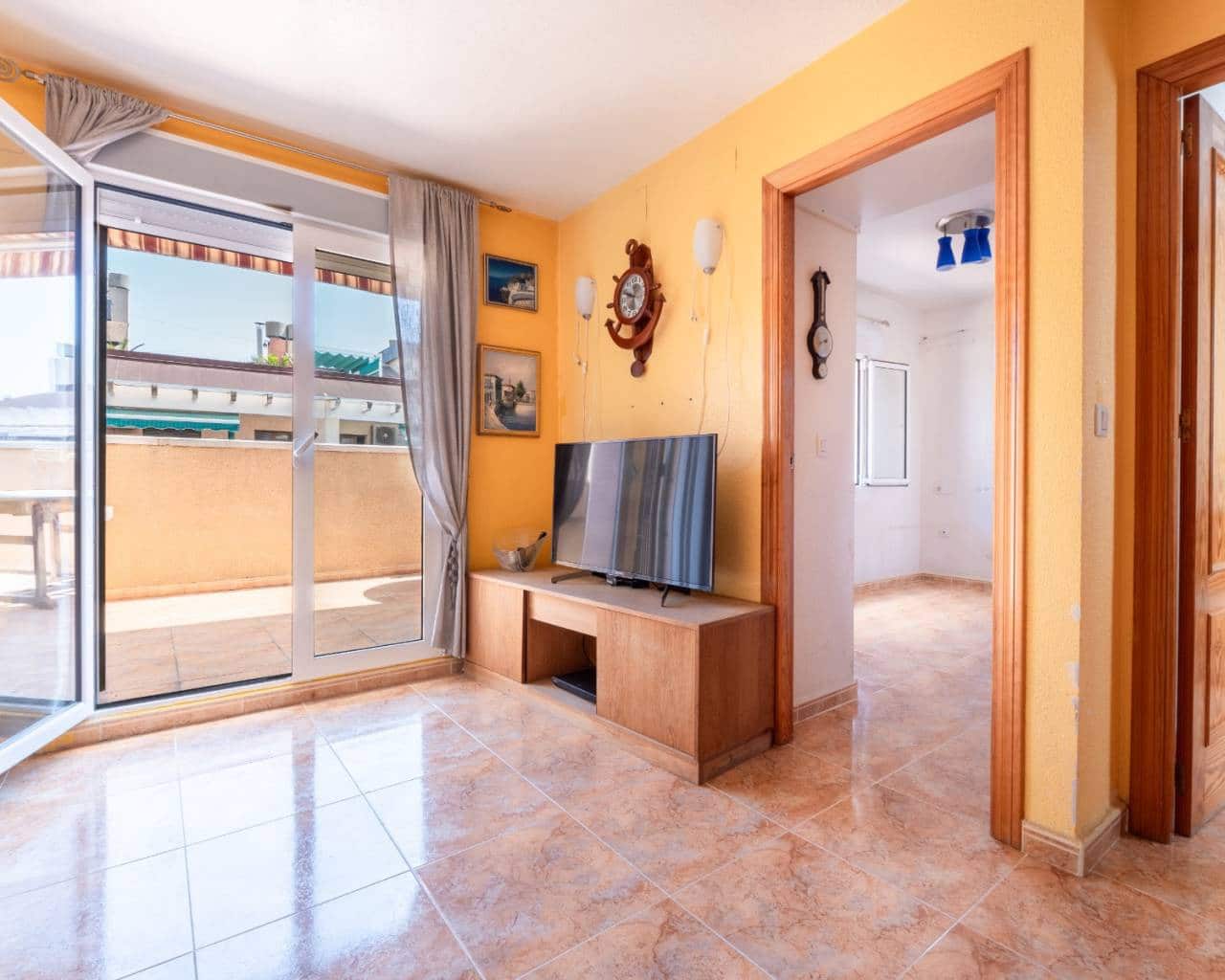 2 sypialnia Apartament na sprzedaż w Torrevieja z basenem garażem - 135 000 € (Ref: 9991826)