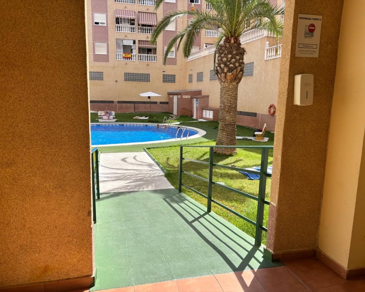 2 sypialnia Apartament na sprzedaż w Torrevieja z basenem garażem - 135 000 € (Ref: 9991826)