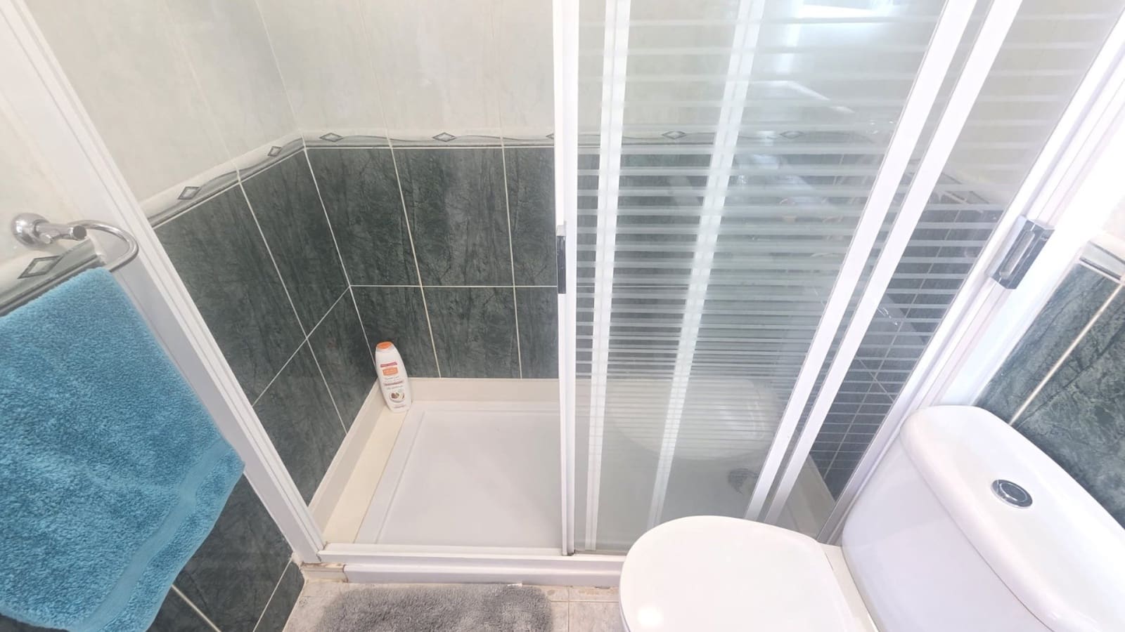 2 soverom Leilighet til salgs i Villamartin med svømmebasseng - € 199 000 (Ref: 9996306)