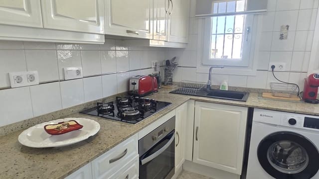2 soverom Leilighet til salgs i Villamartin, Orihuela med svømmebasseng - € 199 000 (Ref: 9996306)