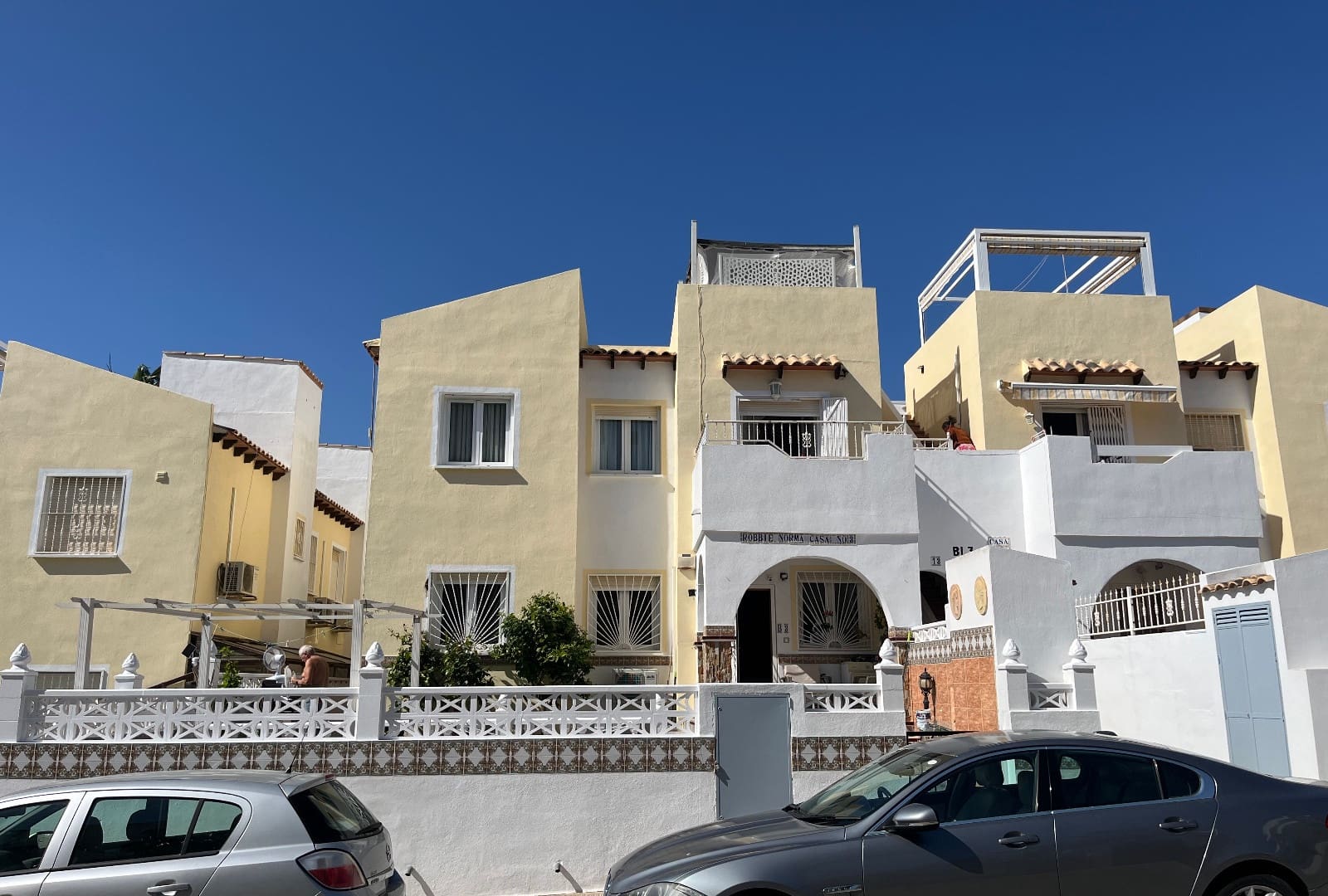 2 bedroom Apartment for sale in Villamartin with pool - € 164,000 (Ref: 9999043)