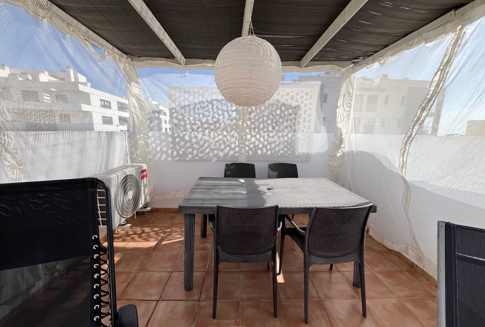 2 bedroom Apartment for sale in Villamartin with pool - € 164,000 (Ref: 9999043)