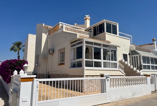 3 sovrum Radhus till salu i Playa Flamenca, Orihuela med pool - 259 995 € (Ref: 9999044)