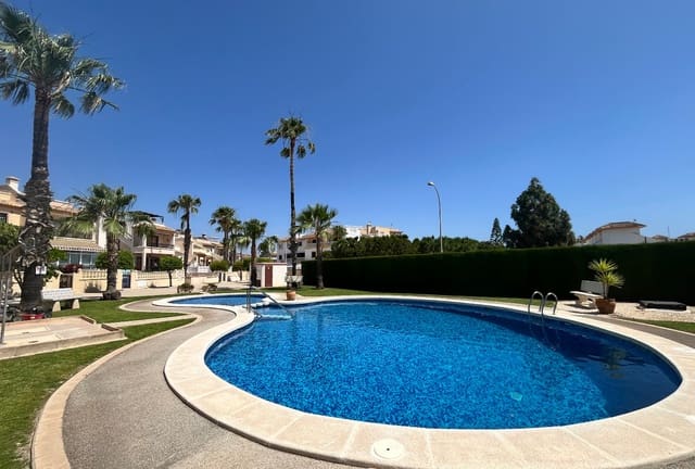 3 sovrum Radhus till salu i Playa Flamenca, Orihuela med pool - 259 995 € (Ref: 9999044)