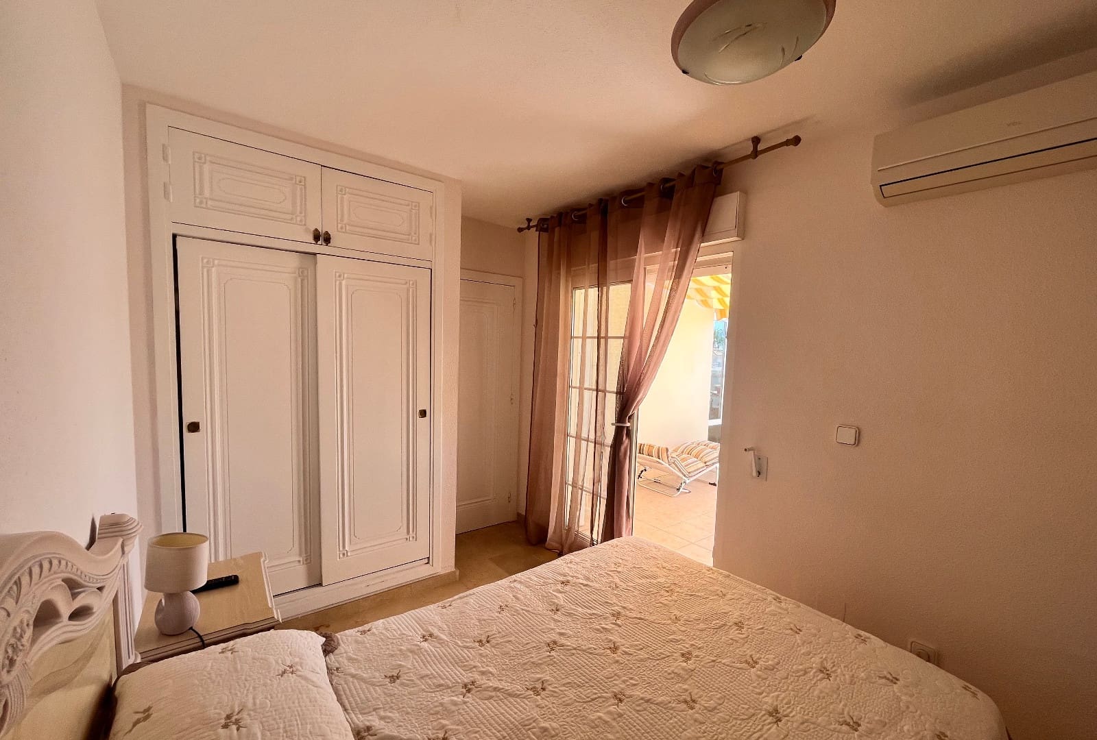 3 sovrum Radhus till salu i Playa Flamenca med pool - 259 995 € (Ref: 9999044)
