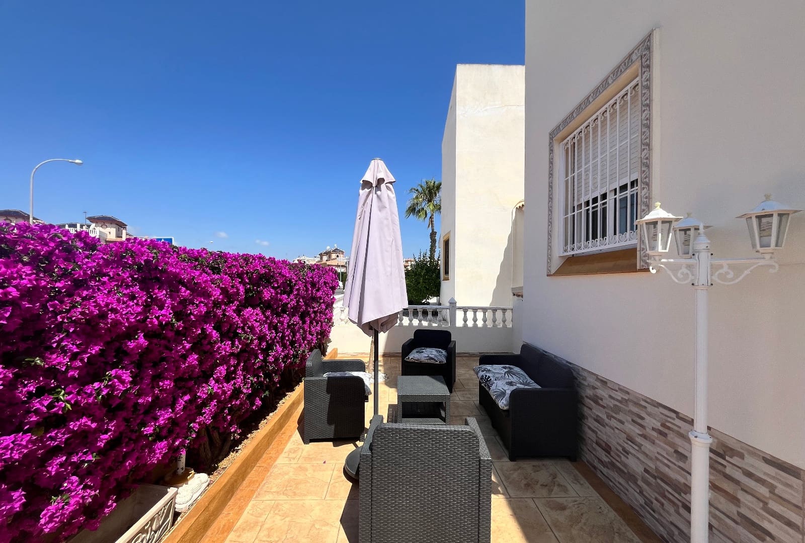 3 sovrum Radhus till salu i Playa Flamenca med pool - 259 995 € (Ref: 9999044)