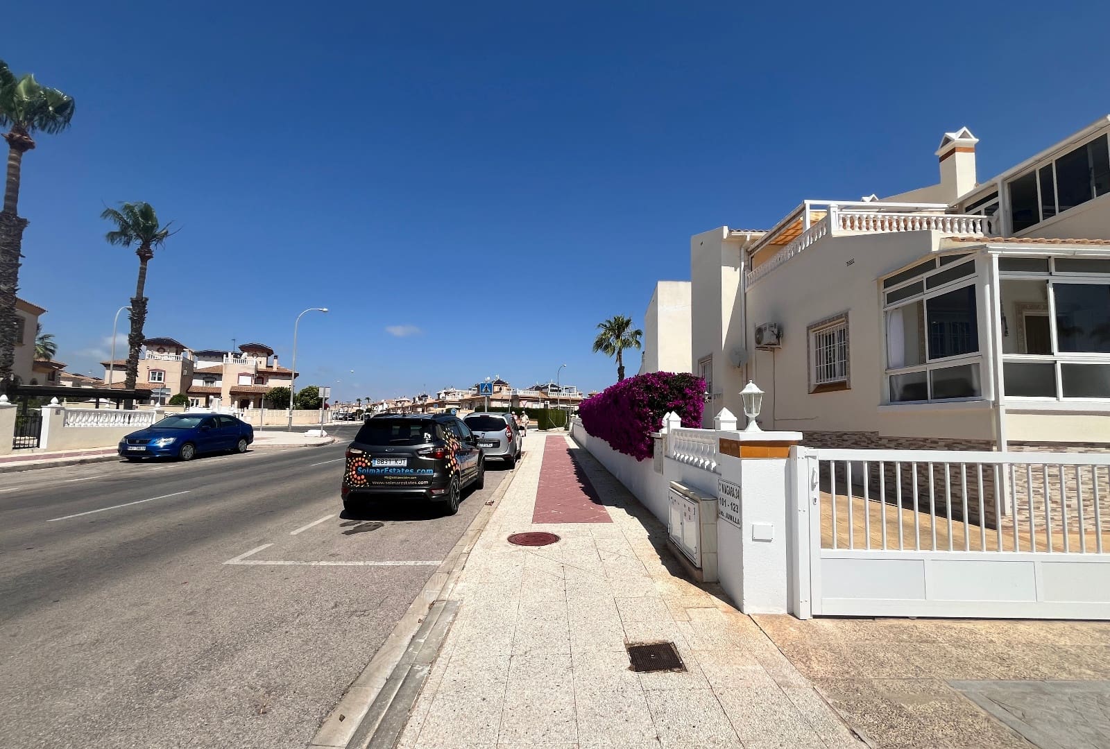 3 sovrum Radhus till salu i Playa Flamenca med pool - 259 995 € (Ref: 9999044)
