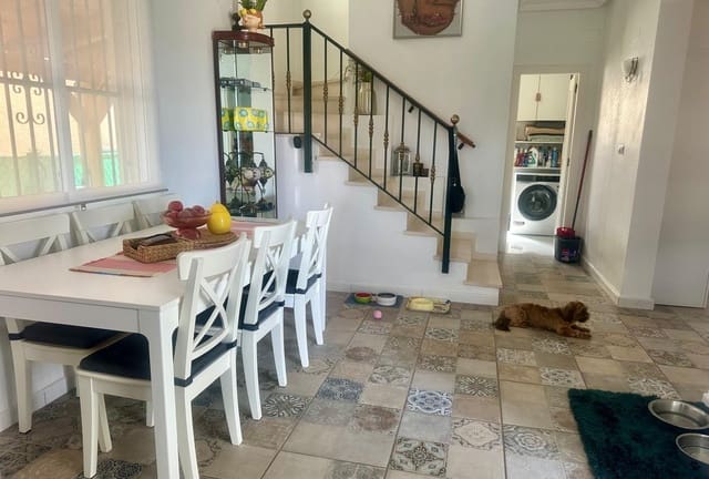 3 bedroom Villa for sale in Algorfa with pool - € 296,000 (Ref: 9999292)