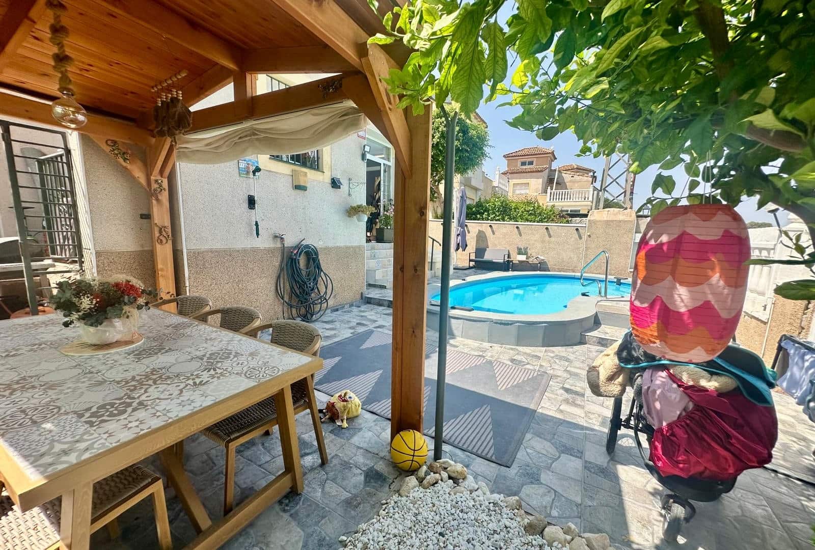 3 soveværelse Villa til salg i Algorfa med swimmingpool - € 296.000 (Ref: 9999292)