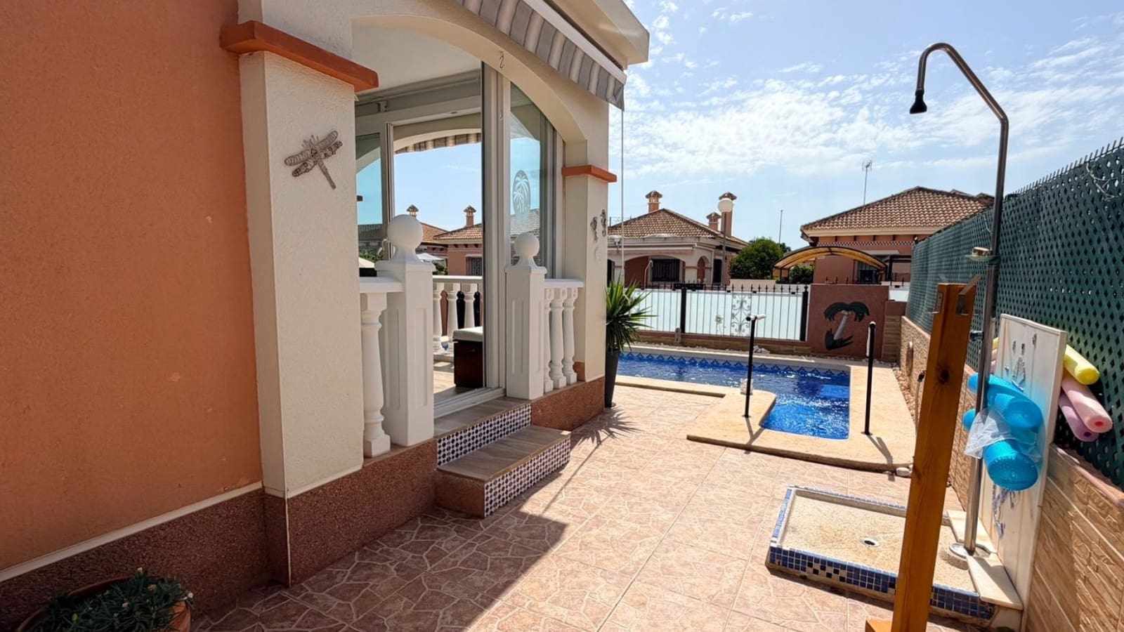3 bedroom Villa for sale in Los Montesinos with pool - € 315,000 (Ref: 9999423)