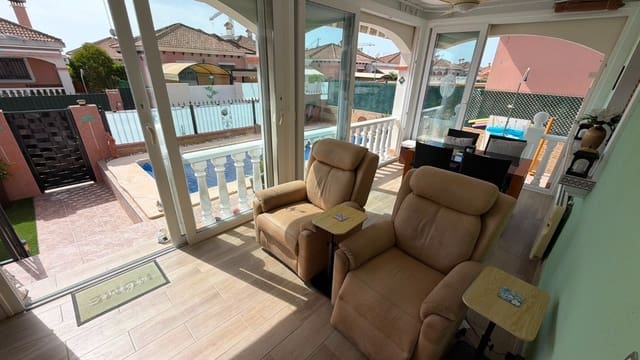 3 soveværelse Villa til salg i Los Montesinos med swimmingpool - € 315.000 (Ref: 9999423)