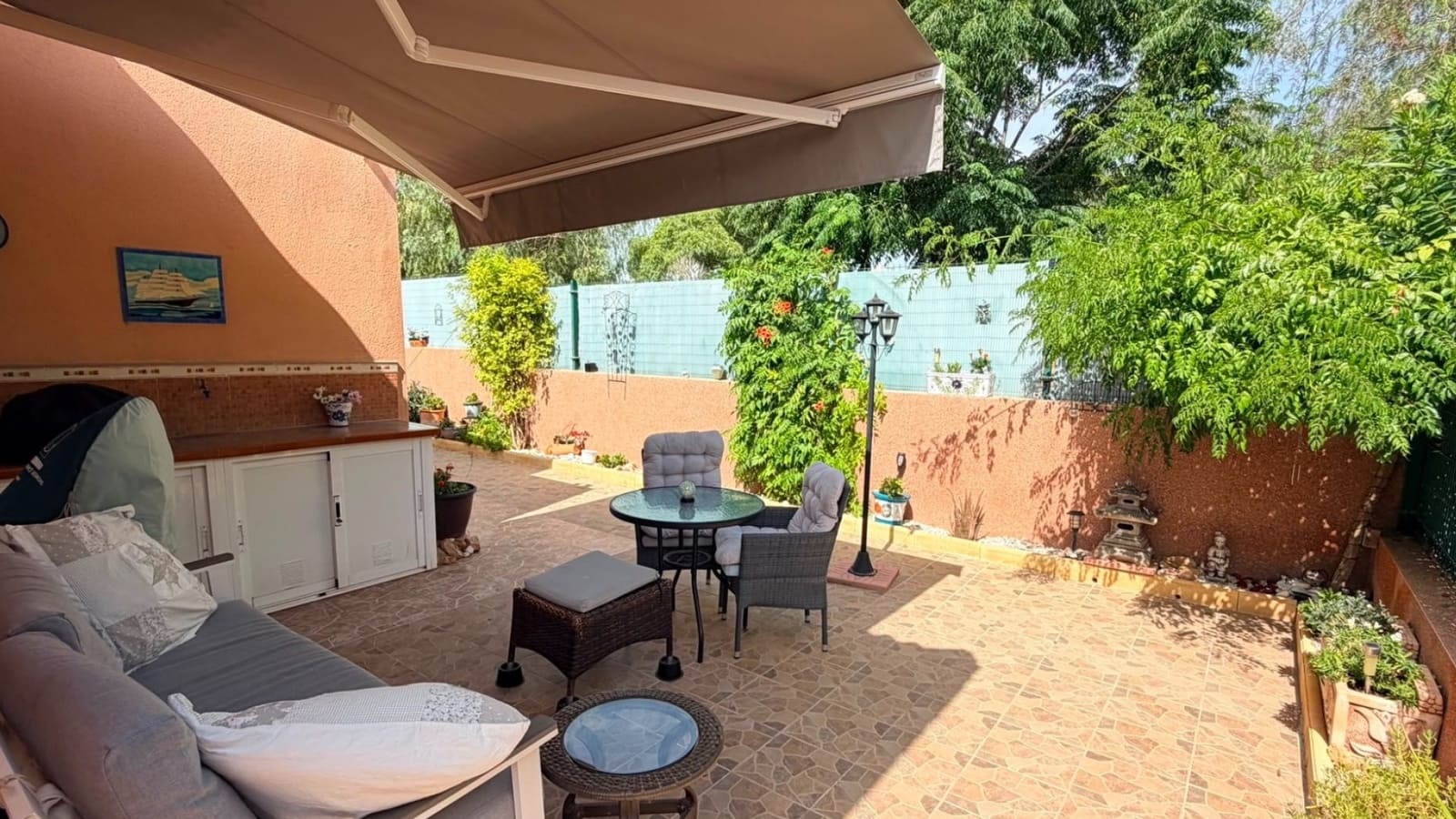 3 bedroom Villa for sale in Los Montesinos with pool - € 315,000 (Ref: 9999423)